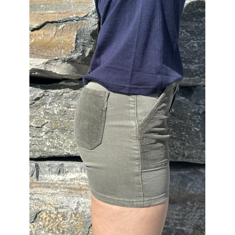 ISLOW Emilia Drill Shorts Dame Safari Green - Image 3
